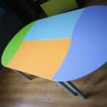 ריהוט בית ספר יצחק נבון יוקנעם - שולחן אליפסה צבעוני
